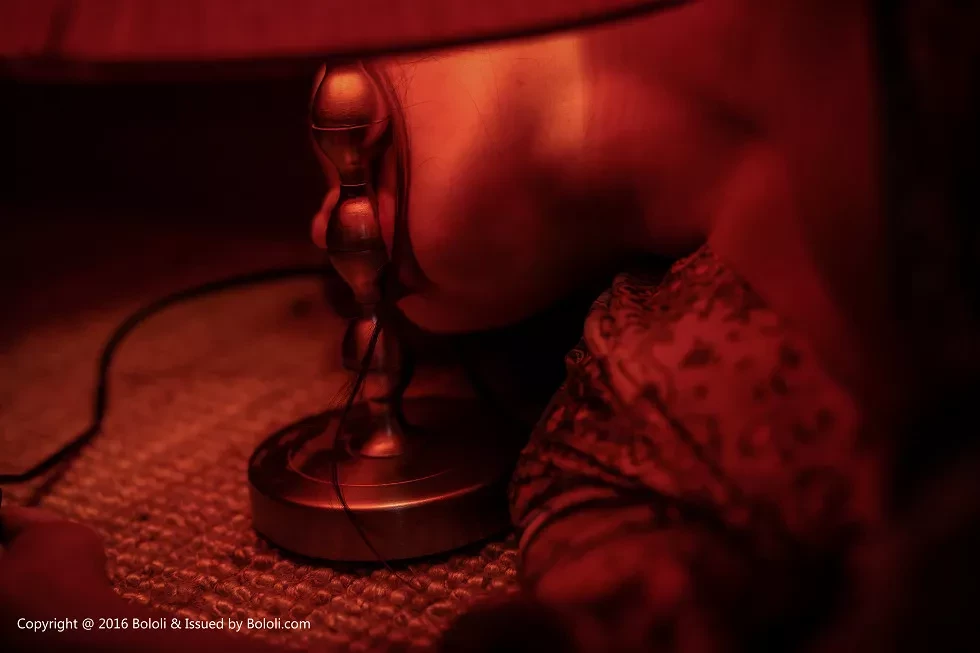 [DKGirl御女郎]Vol.101_嫩模雪儿Cier私房灰色蕾丝情趣内衣秀豪乳翘臀诱惑写真47P